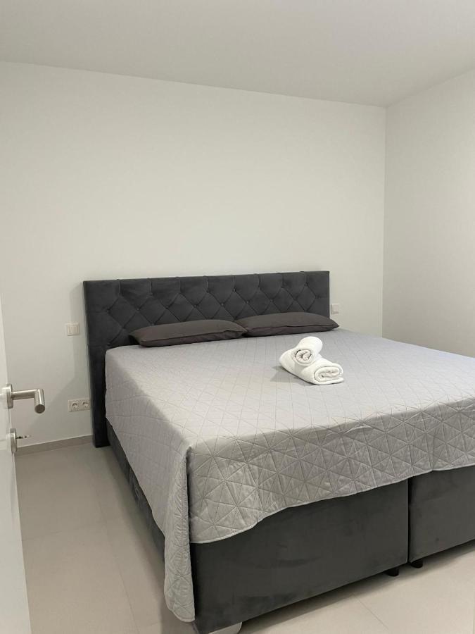 Apartment Rahat Лижнян Экстерьер фото